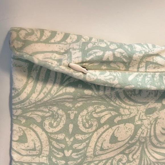 Set of Butterfly Decorative Square Pillowcases (Inserts / Stuffing not included) - Picture 6 of 6